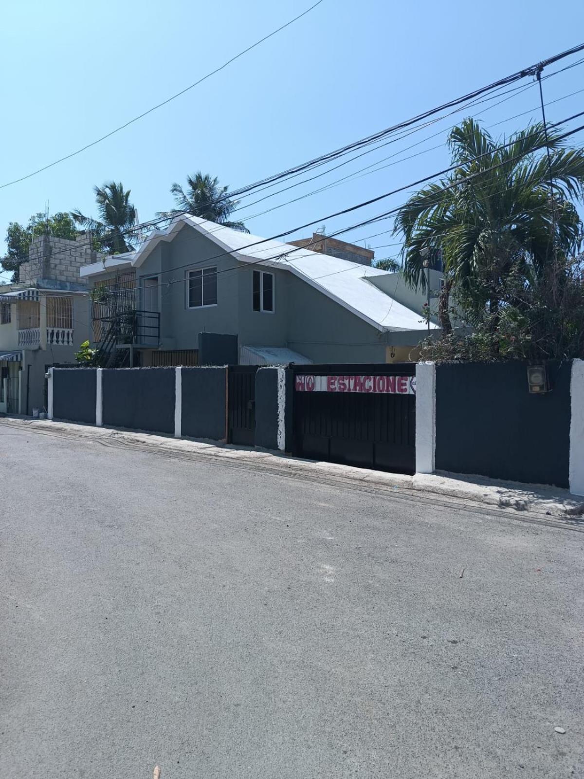 Bchome Hostal بوكا شيكا المظهر الخارجي الصورة