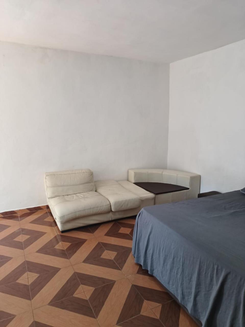 Bchome Hostal بوكا شيكا المظهر الخارجي الصورة