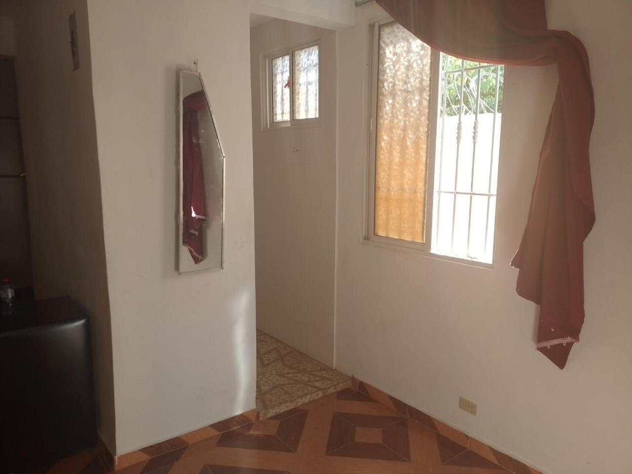 Bchome Hostal بوكا شيكا المظهر الخارجي الصورة